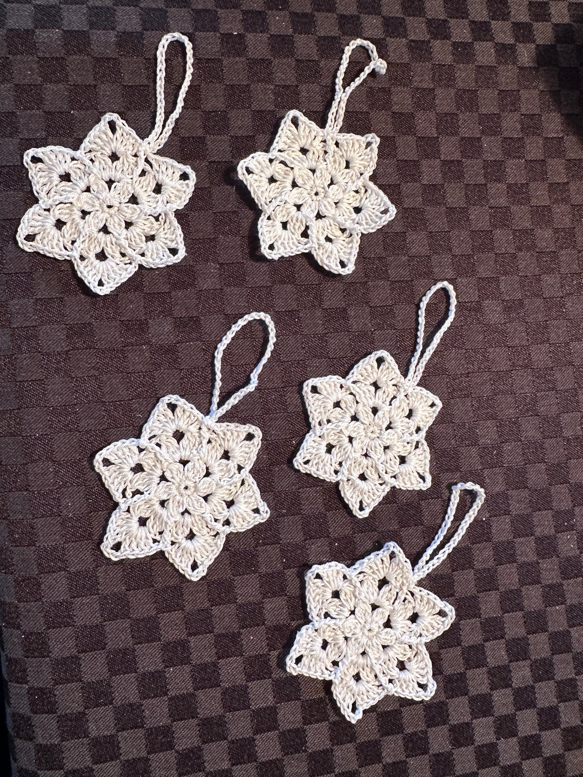 Heklede snøfnugg Heklerier