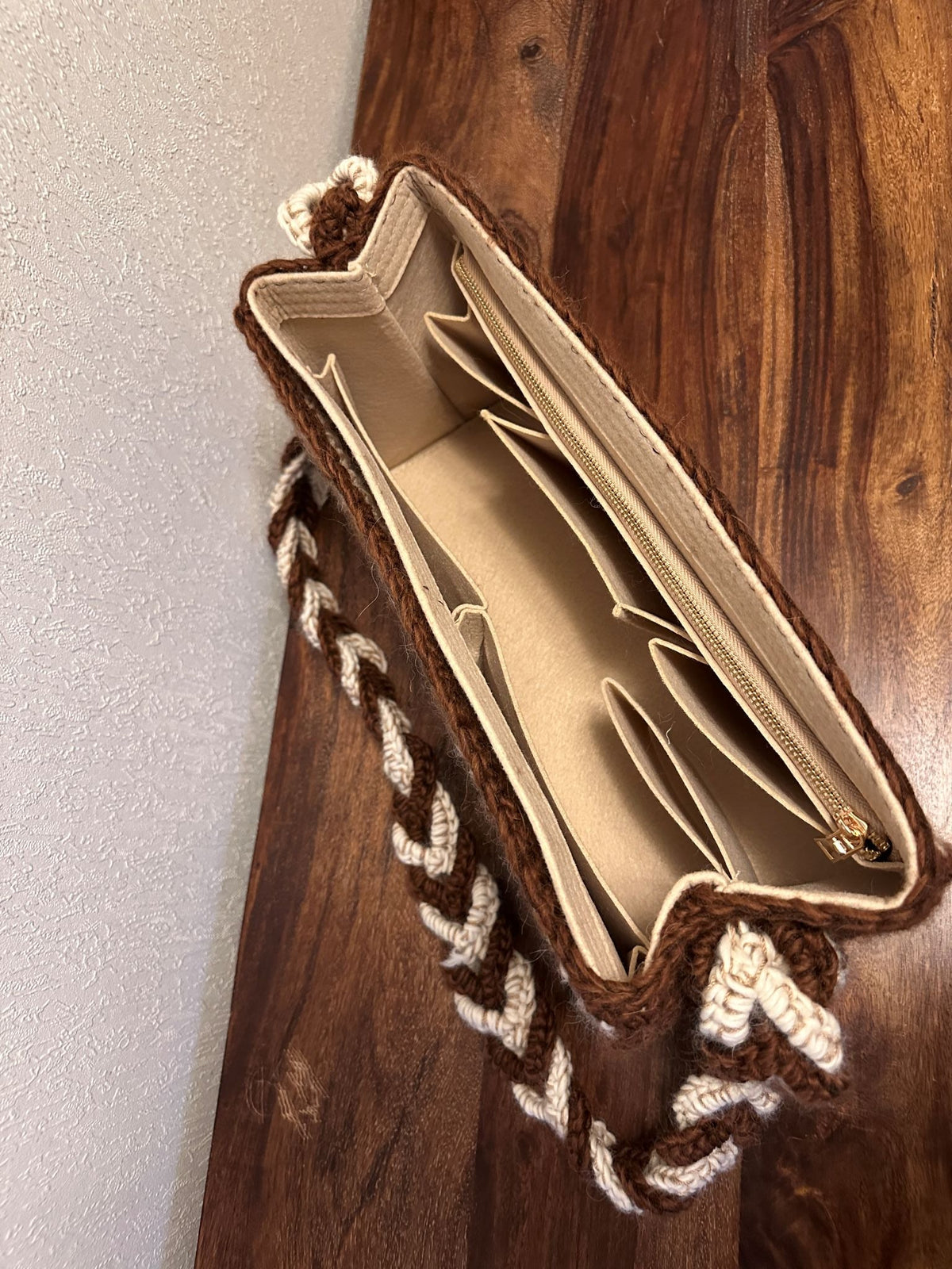 Brun ullveske Heklerier