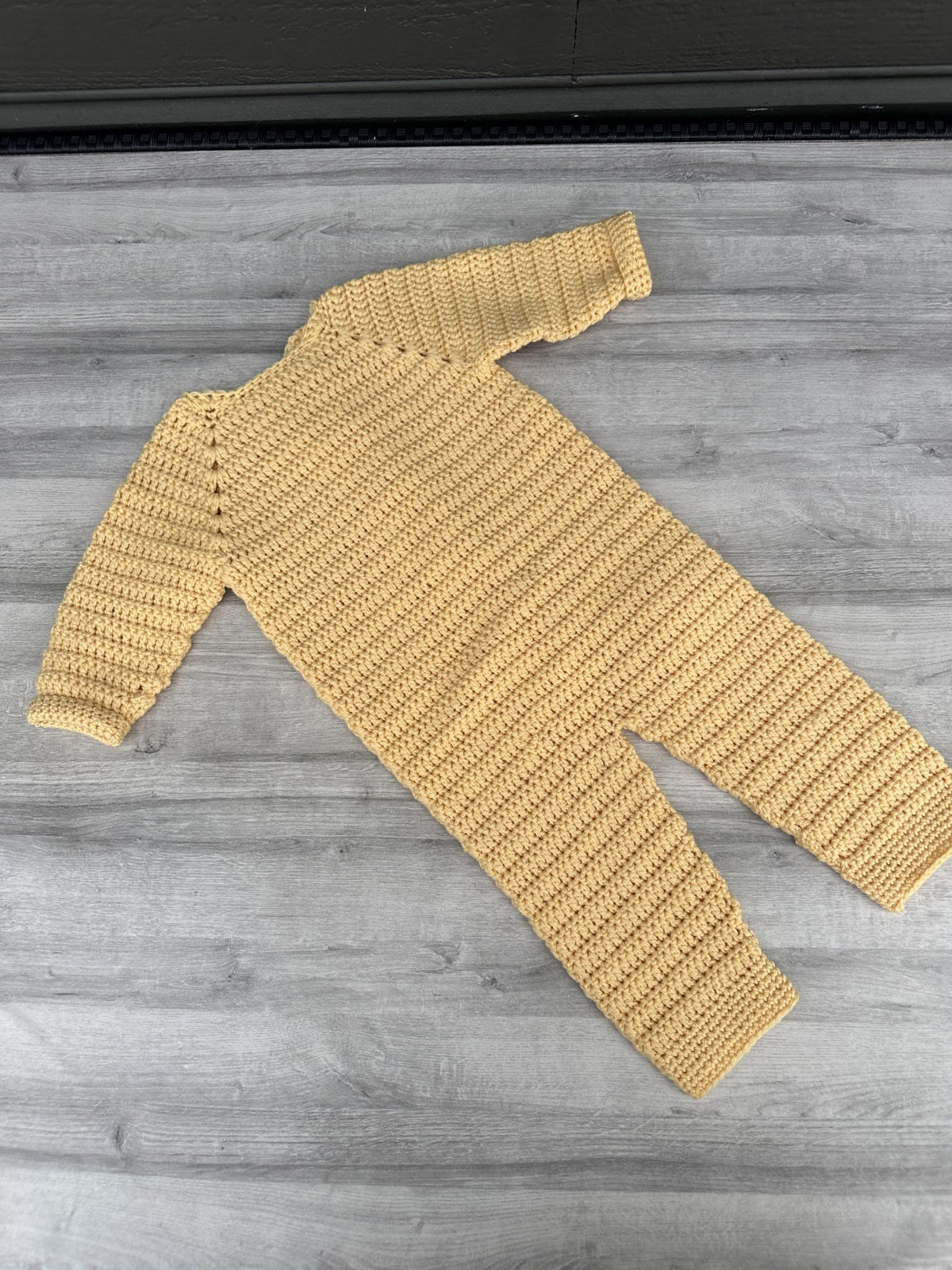Ulldress Baby Heklerier